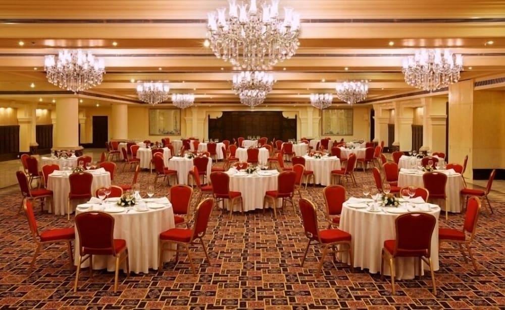 Hotel Tuli Imperial Nágpur Exteriér fotografie