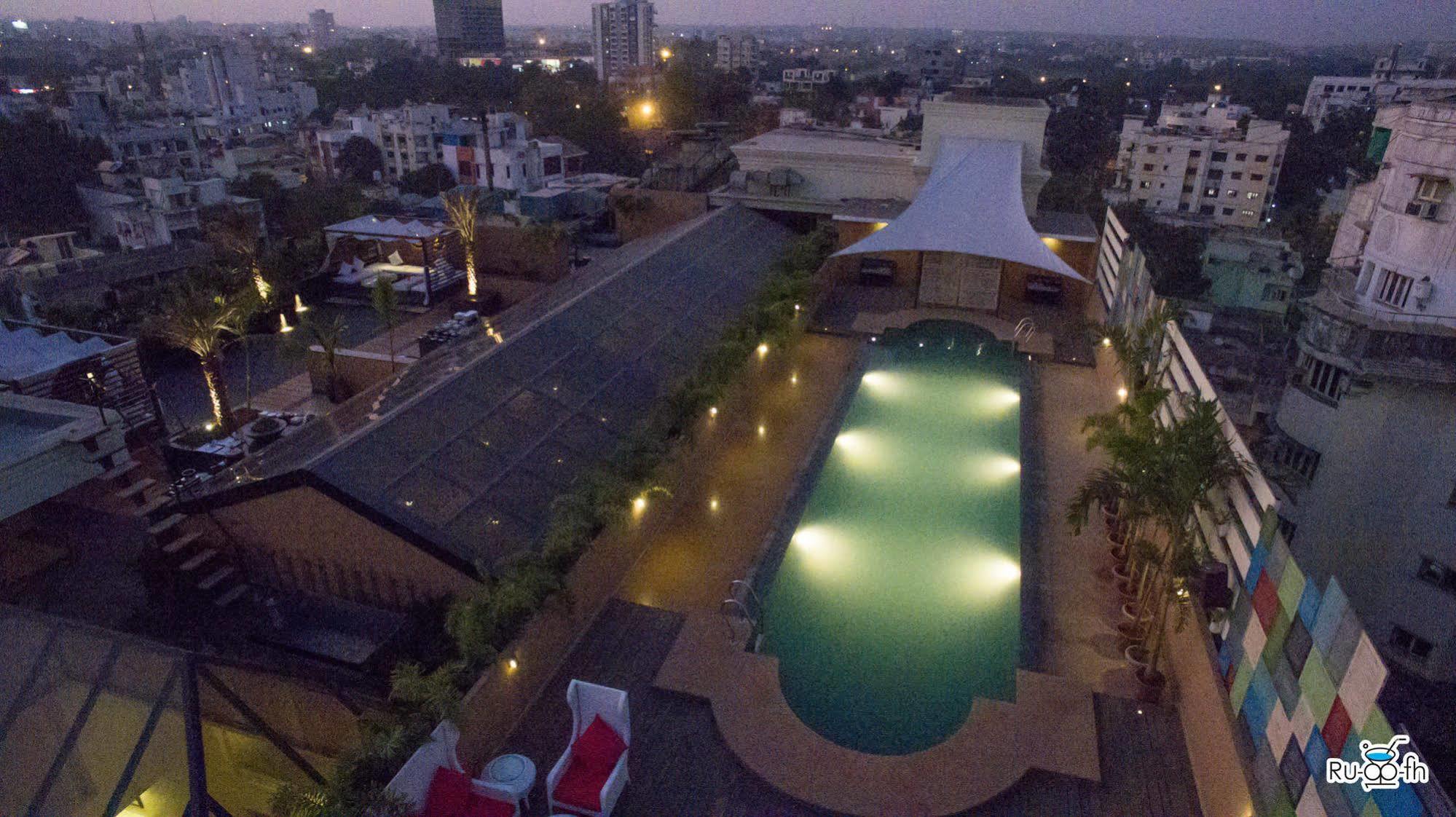 Hotel Tuli Imperial Nágpur Exteriér fotografie